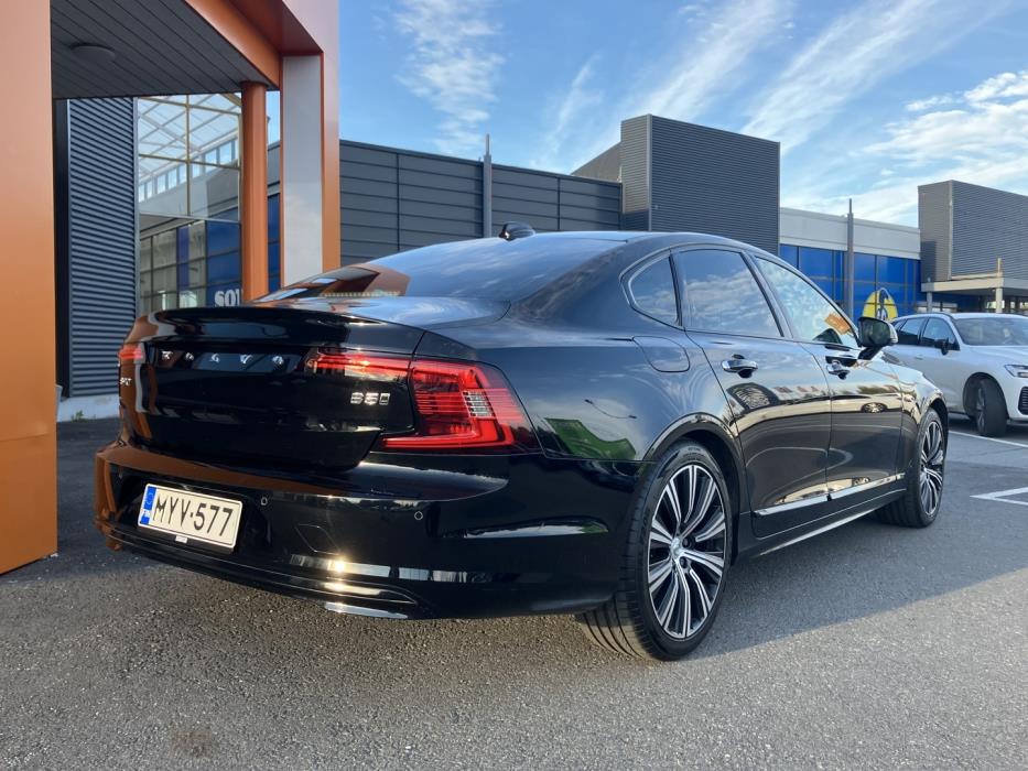 VOLVO S90 2021