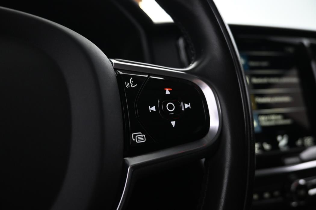 VOLVO S90 2021