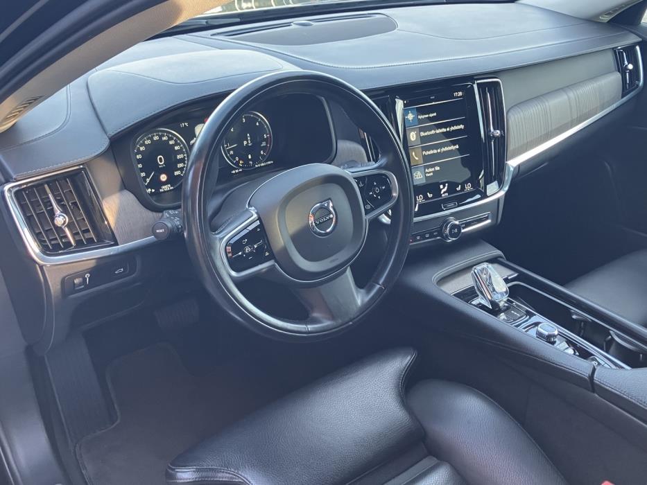 VOLVO S90 2021