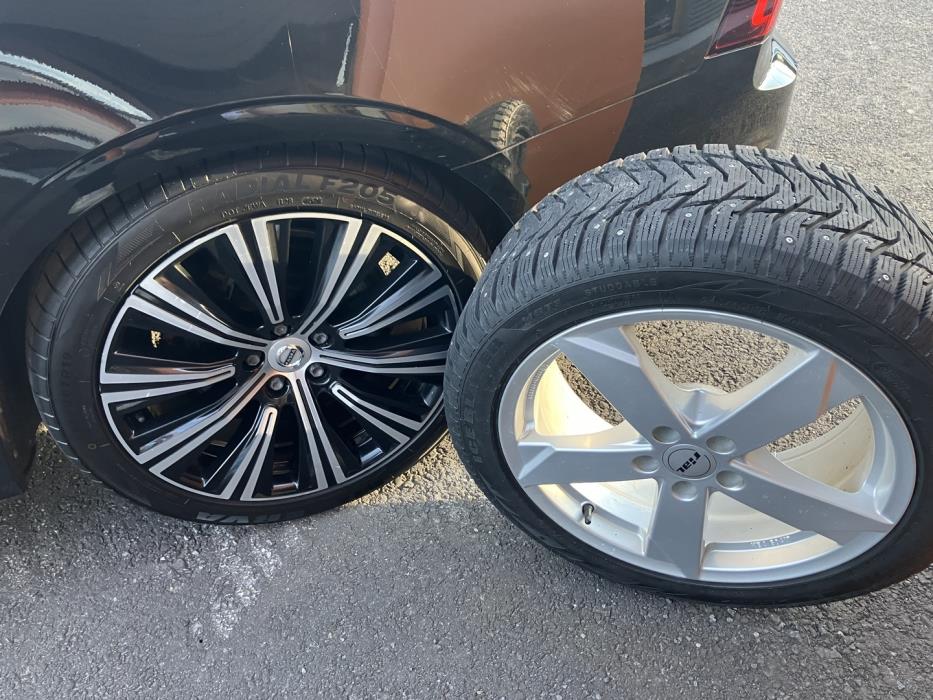 VOLVO S90 2021