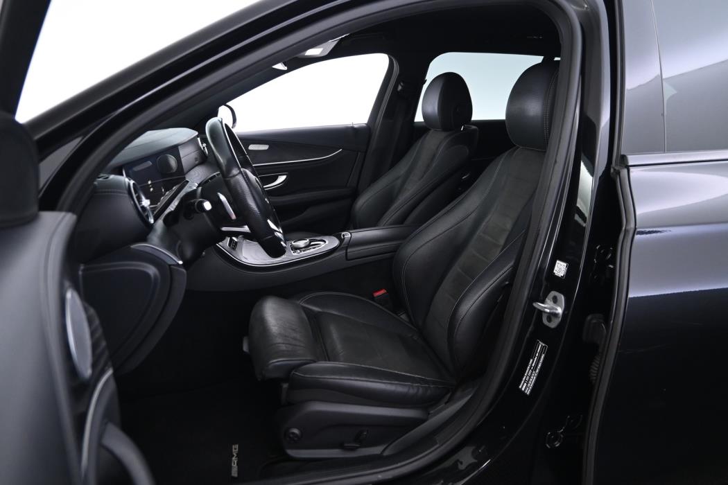 MERCEDES-BENZ E 2019
