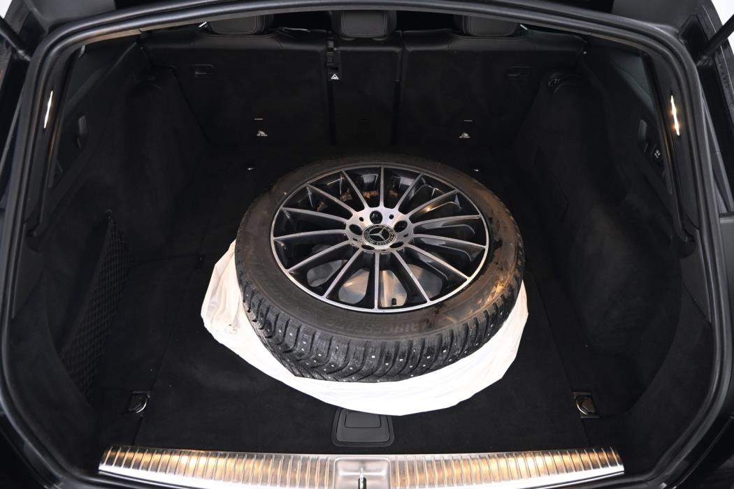 MERCEDES-BENZ E 2019