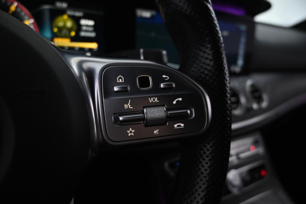 MERCEDES-BENZ E 2019