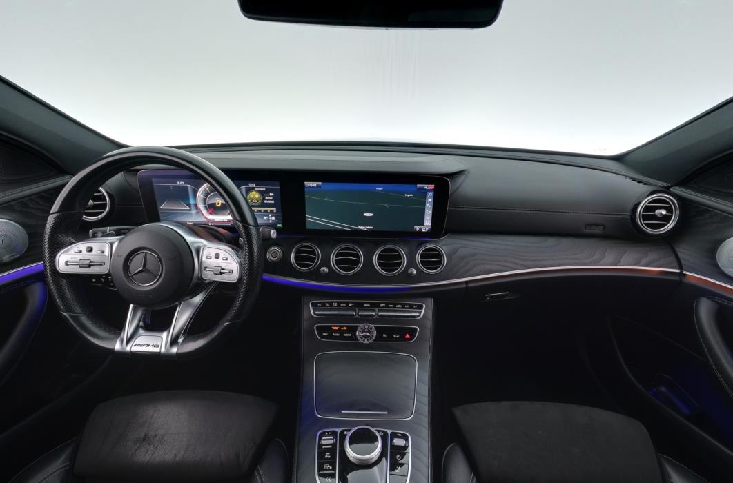MERCEDES-BENZ E 2019