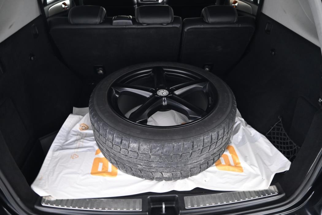 MERCEDES-BENZ ML 2011