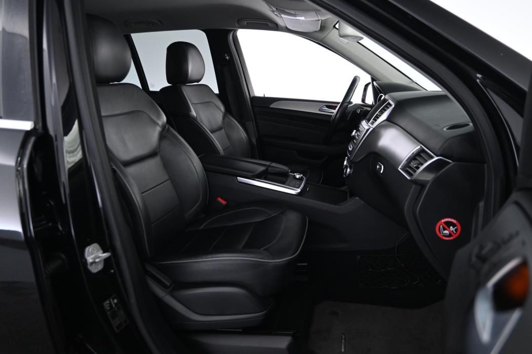 MERCEDES-BENZ ML 2011