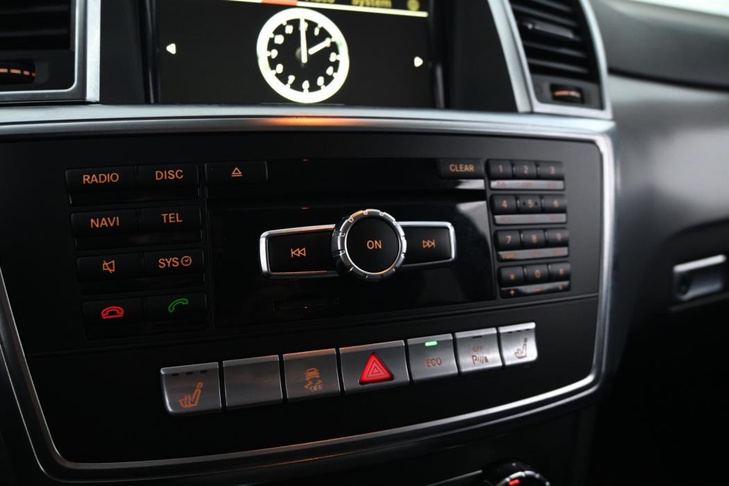 MERCEDES-BENZ ML 2011