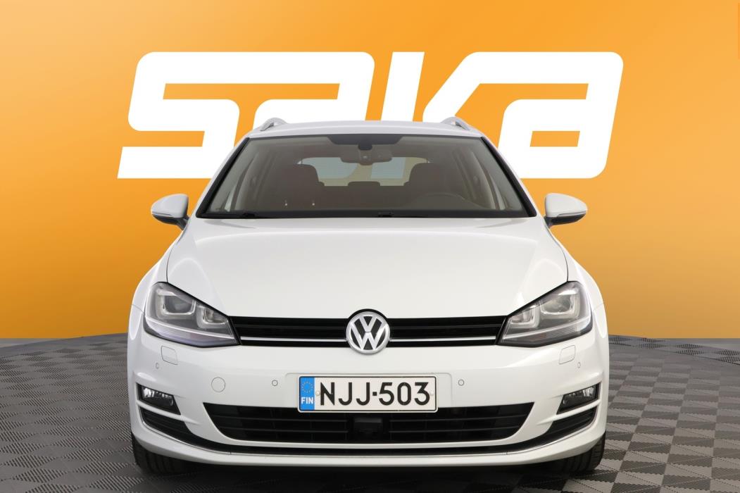 VOLKSWAGEN Golf 2015