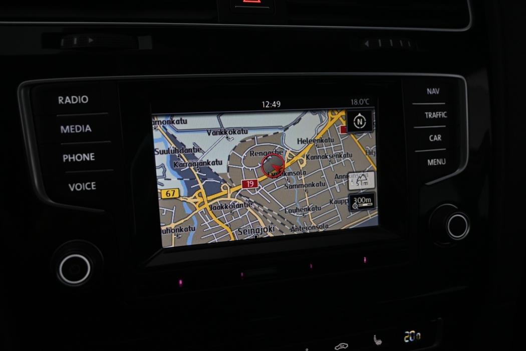 VOLKSWAGEN Golf 2015