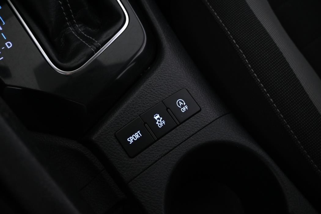 TOYOTA Auris 2016