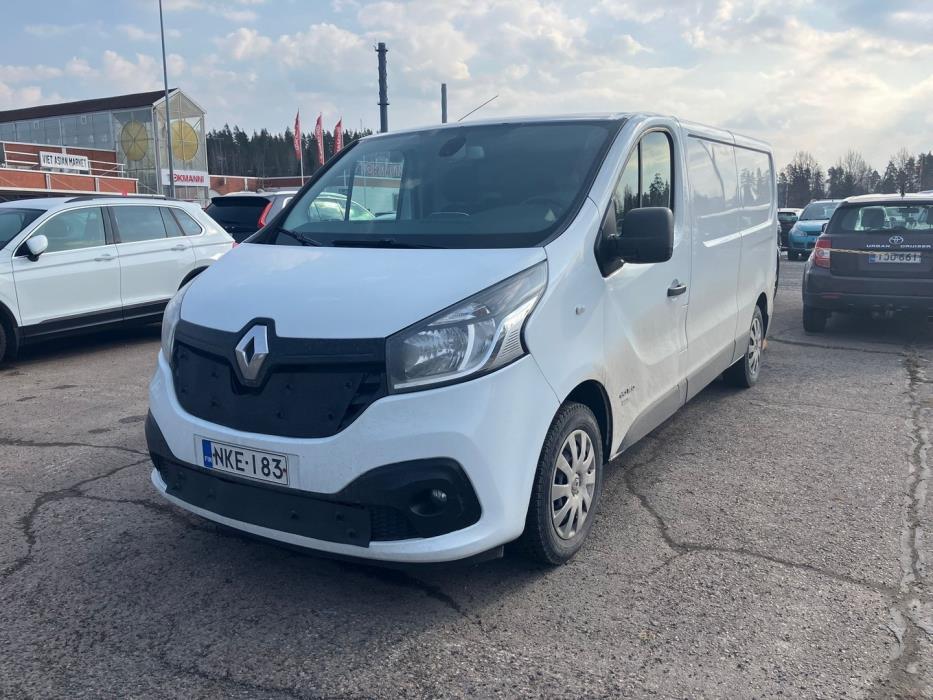 RENAULT Trafic 2015