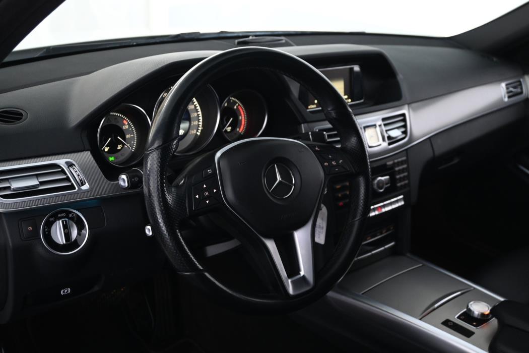 MERCEDES-BENZ E 2014