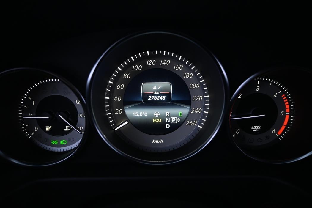 MERCEDES-BENZ E 2014