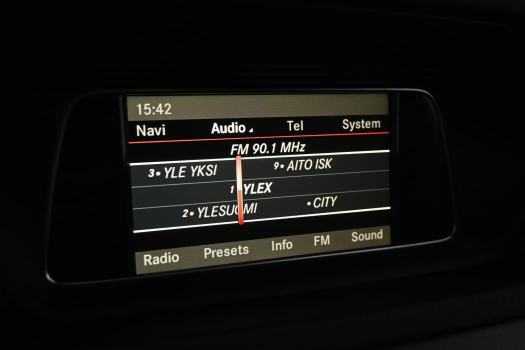 MERCEDES-BENZ E 2014