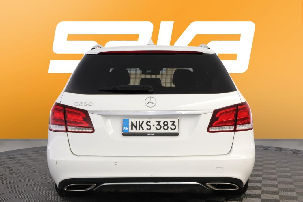 MERCEDES-BENZ E 2014