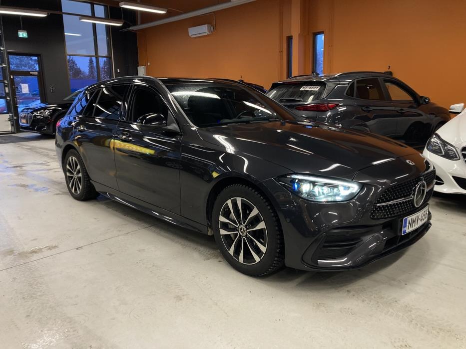 MERCEDES-BENZ C 2022