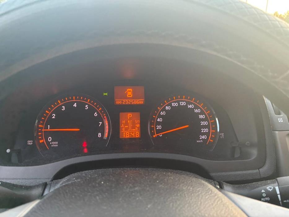 TOYOTA Avensis 2009