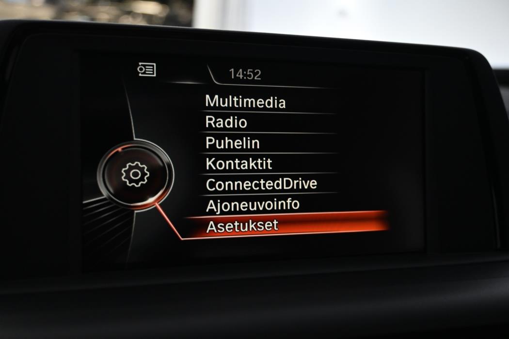 BMW 118 2016