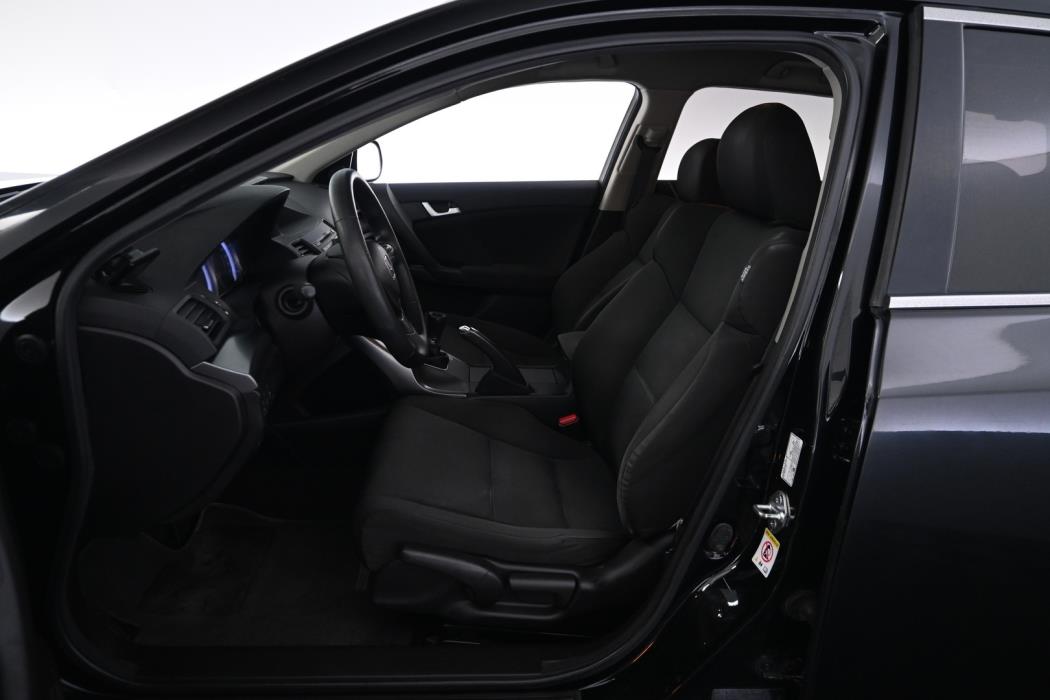 HONDA Accord 2011