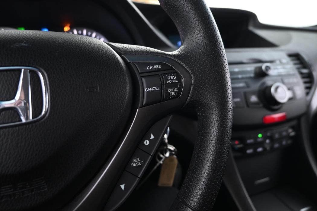 HONDA Accord 2011