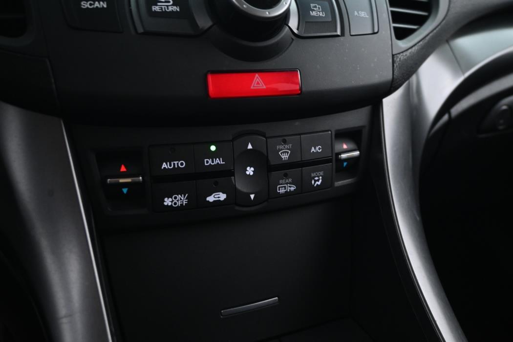 HONDA Accord 2011