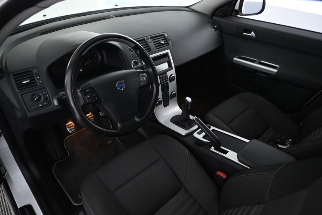 VOLVO V50 2012