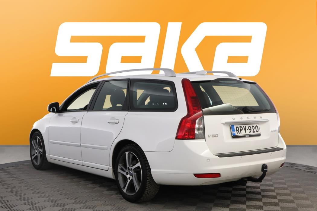 VOLVO V50 2012