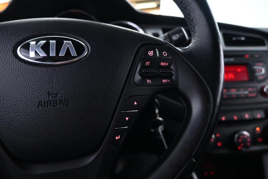 KIA cee'd 2013