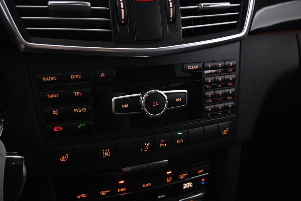 MERCEDES-BENZ E 2013
