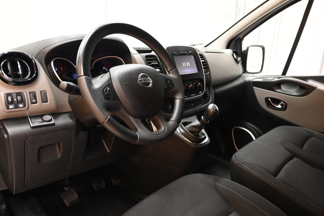 NISSAN NV300 2019