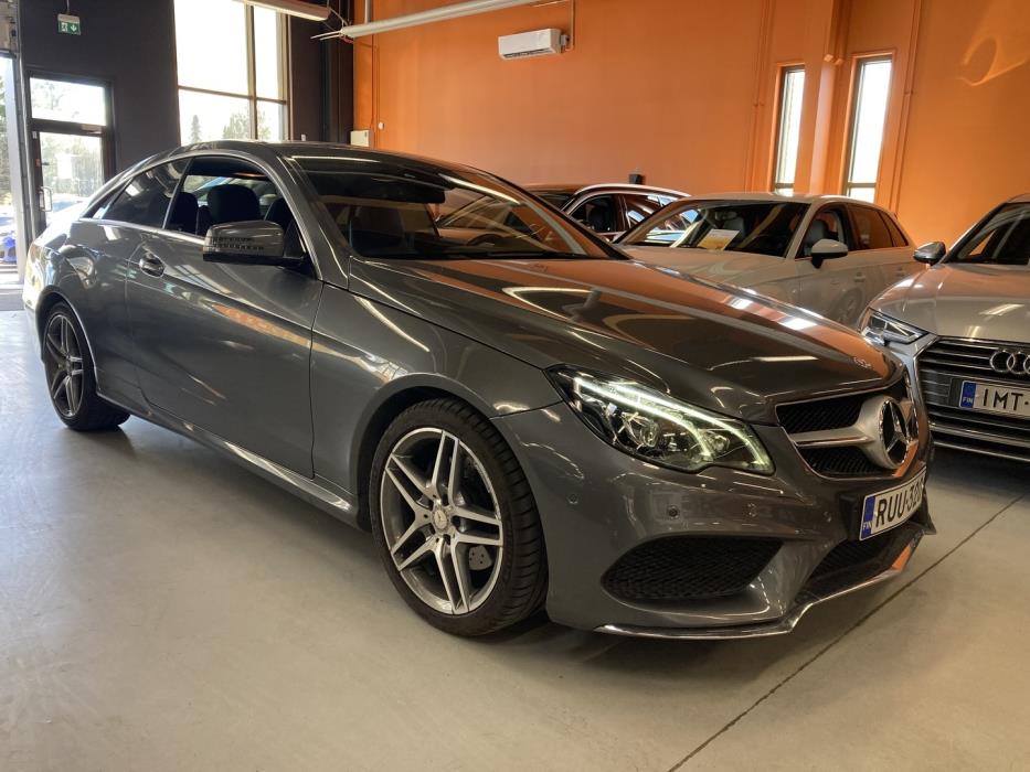 MERCEDES-BENZ E 2016