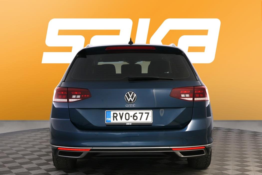 VOLKSWAGEN Passat 2021