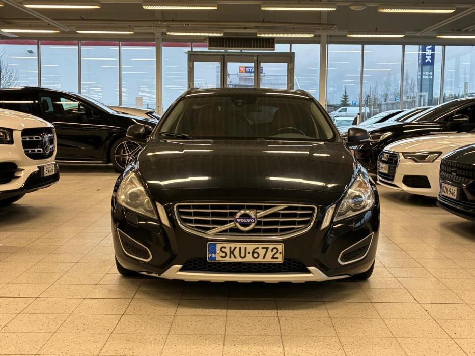 VOLVO V60 2013