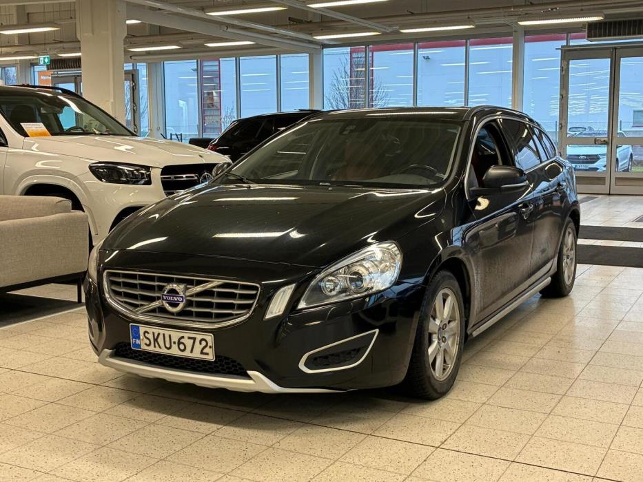 VOLVO V60 2013