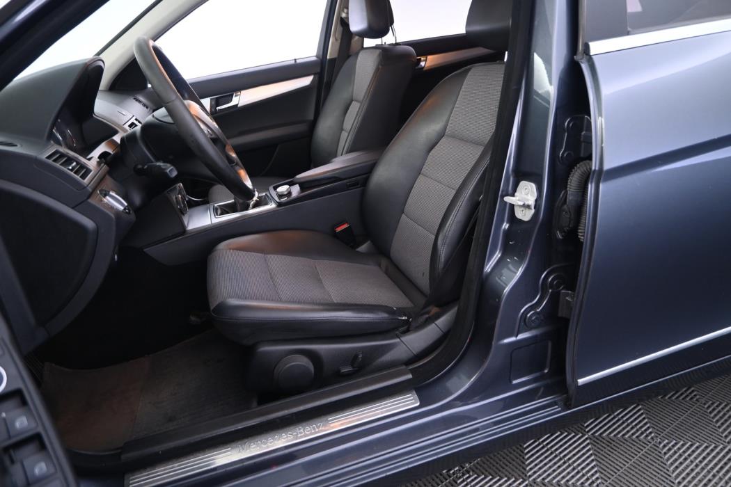 MERCEDES-BENZ C 2008