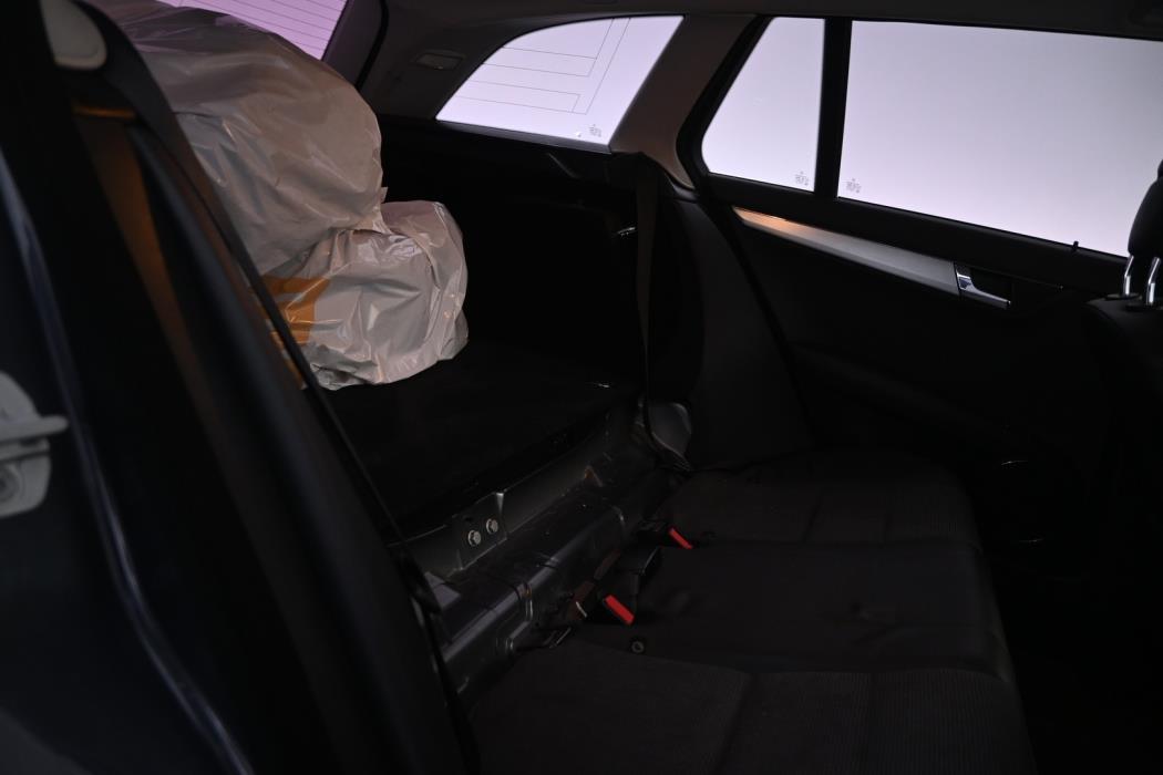 MERCEDES-BENZ C 2008