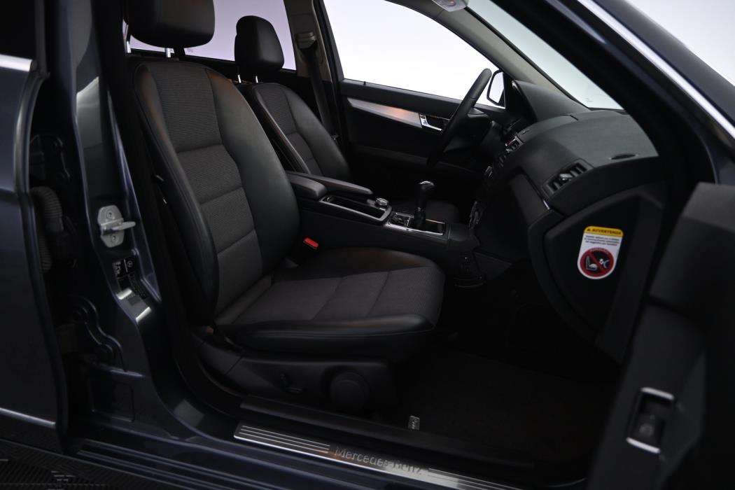 MERCEDES-BENZ C 2008