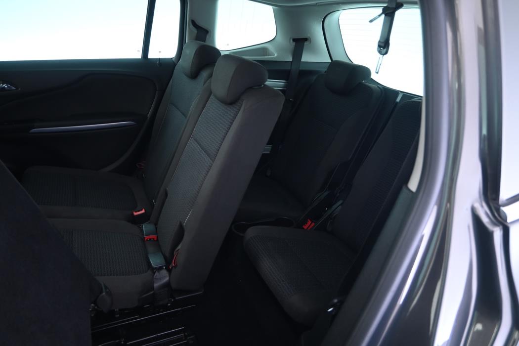 OPEL Zafira Tourer 2016