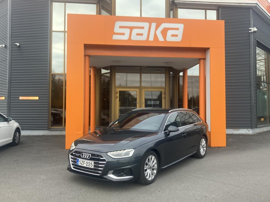 AUDI A4 2022