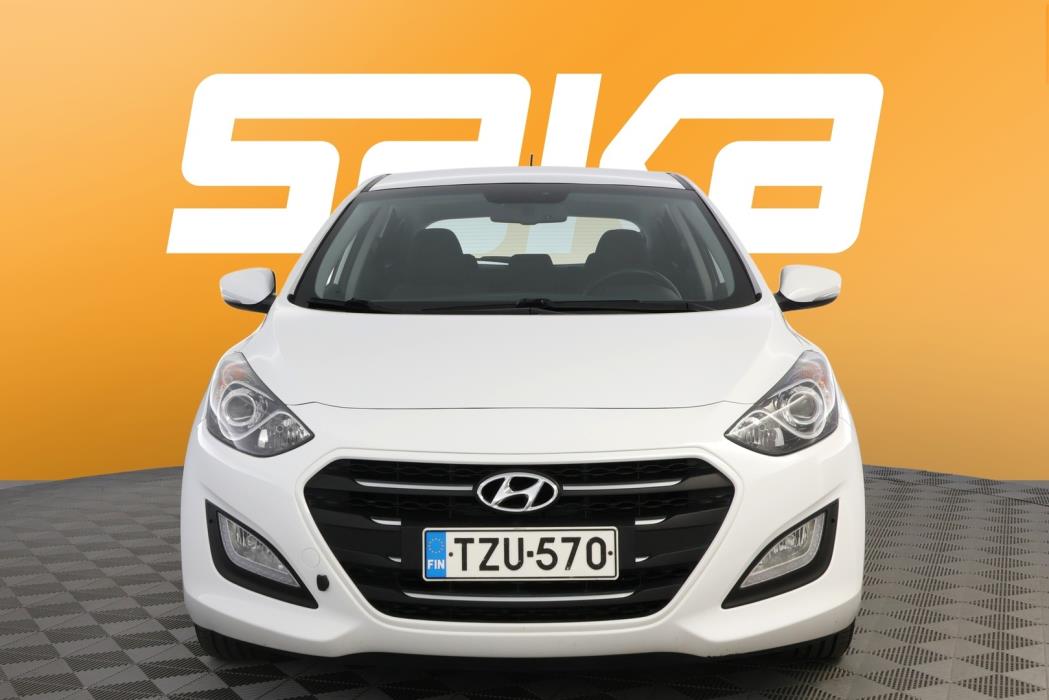 HYUNDAI i30 5d 2016