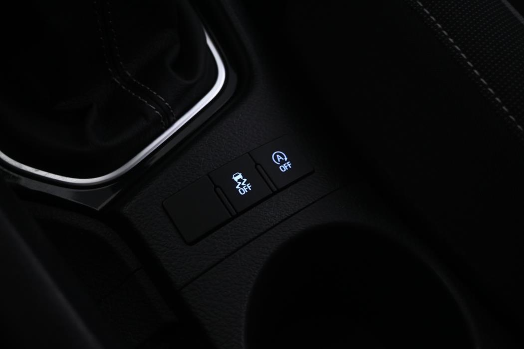 TOYOTA Auris 2015