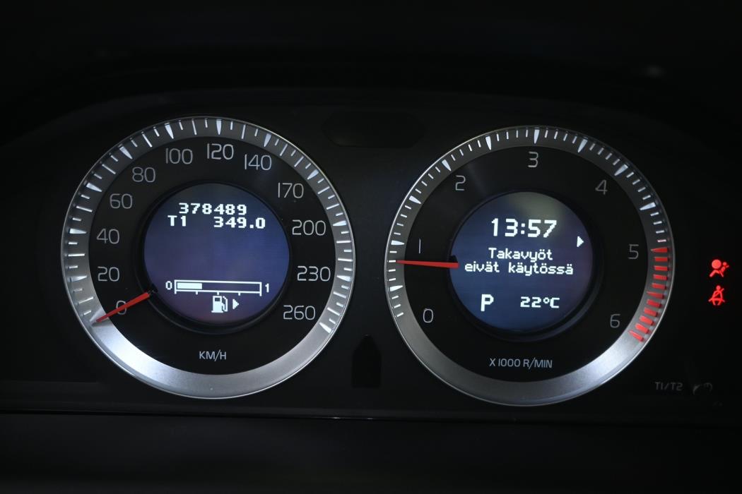 VOLVO XC60 2011