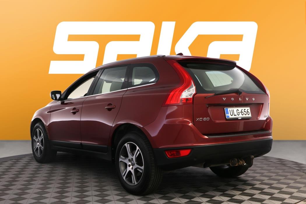 VOLVO XC60 2011