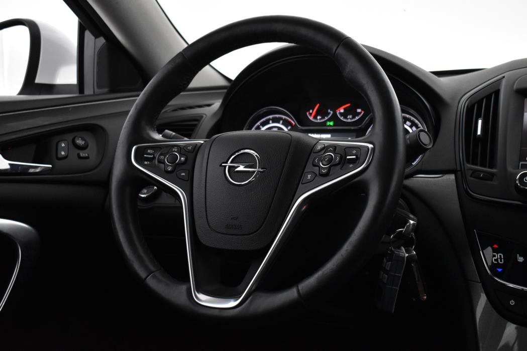 OPEL Insignia 2016