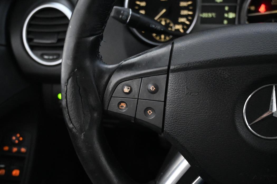 MERCEDES-BENZ ML 2006