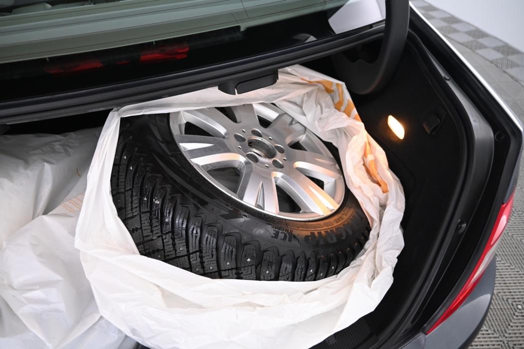 MERCEDES-BENZ C 2011