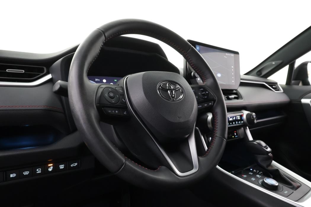 TOYOTA RAV4 Plug-in 2023