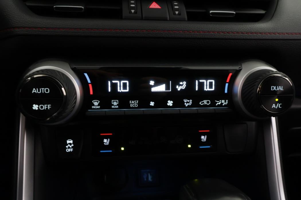 TOYOTA RAV4 Plug-in 2023