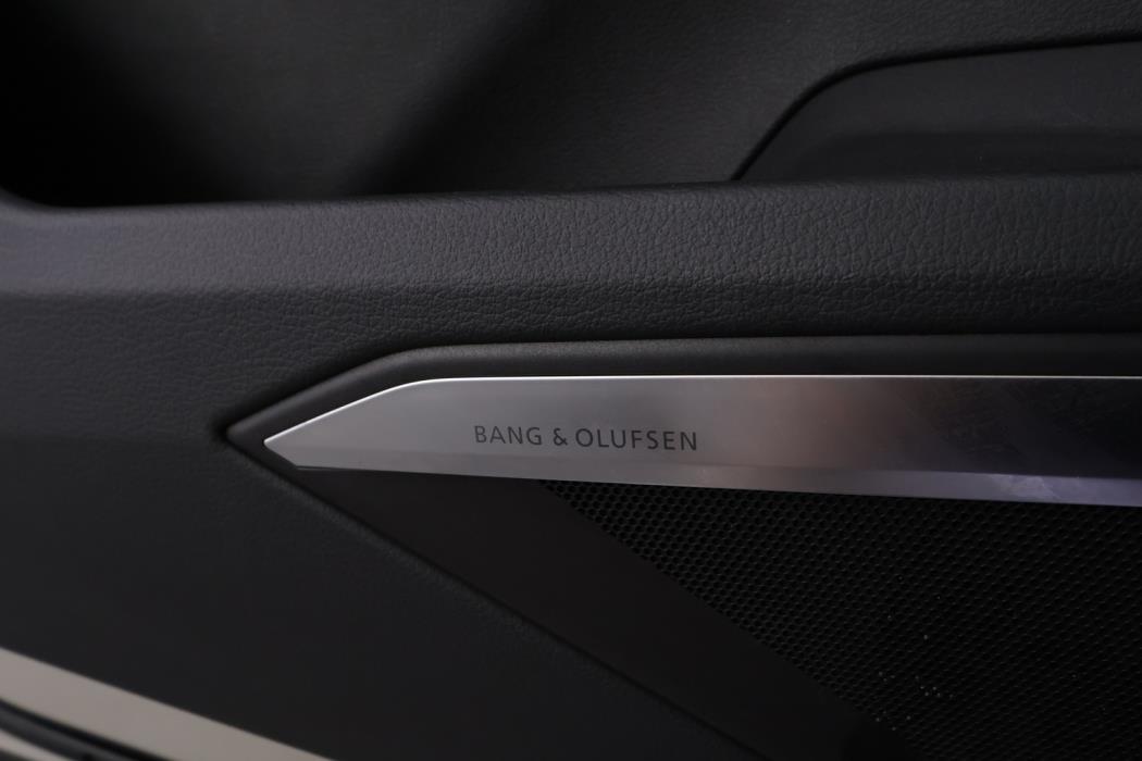 AUDI e-tron 2022