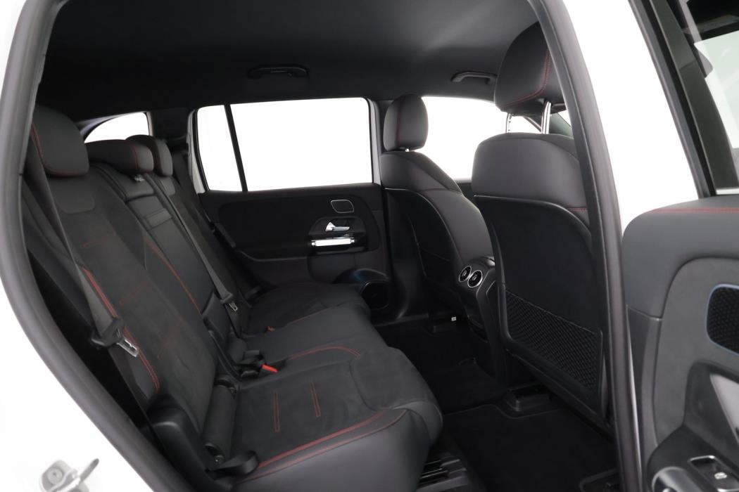 MERCEDES-BENZ EQB 2026